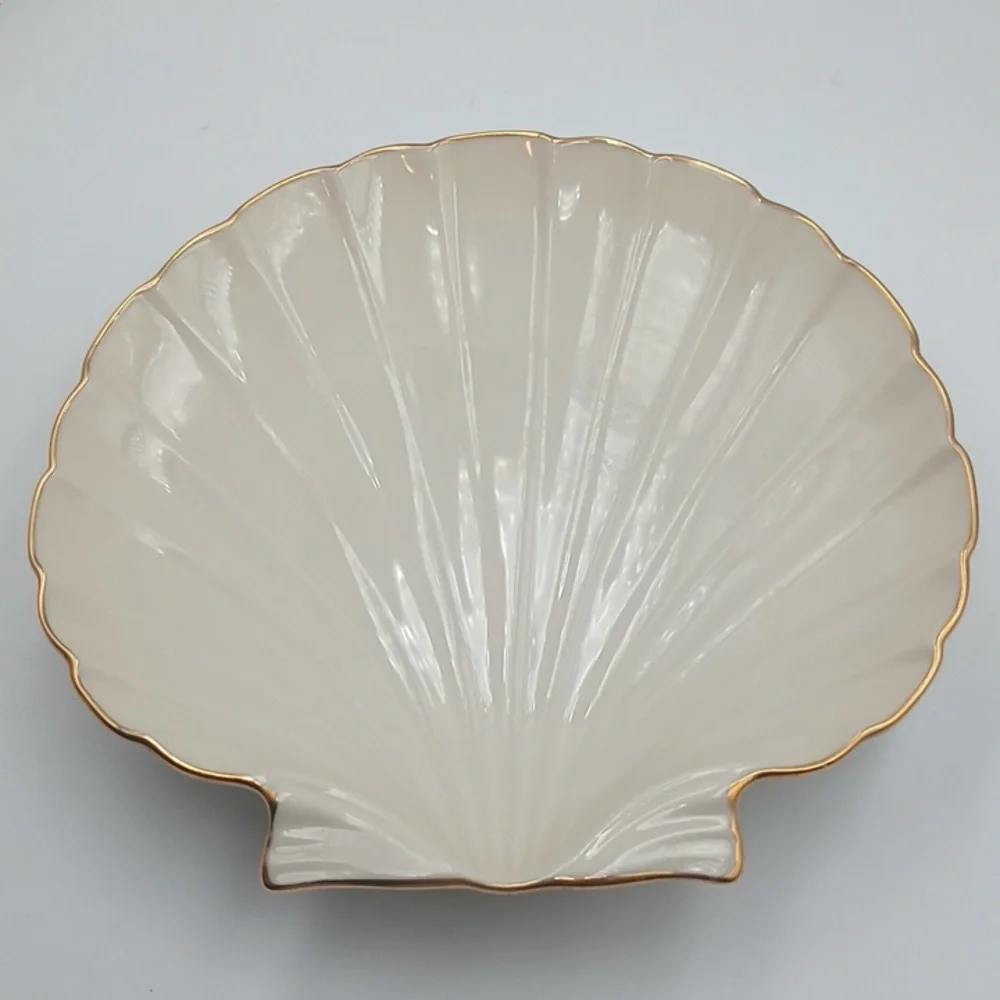Lenox Aegean Shell Plate Gold Trim Beachy Whimsical Party Coastal Luxury